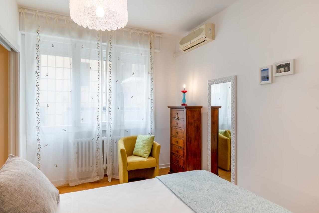 Galleria Eremitani Exclusive Elegant Apartment Padua Exteriör bild