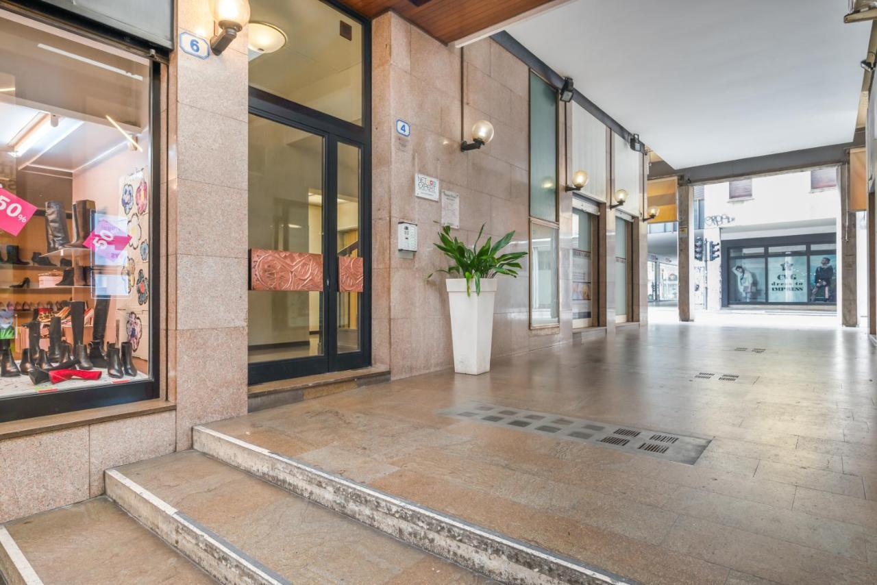 Galleria Eremitani Exclusive Elegant Apartment Padua Exteriör bild